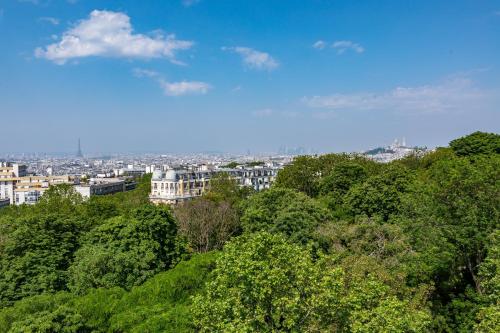 Buttes Chaumont Botzaris View - image 2