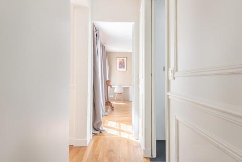 Marais Saint Paul - image 9