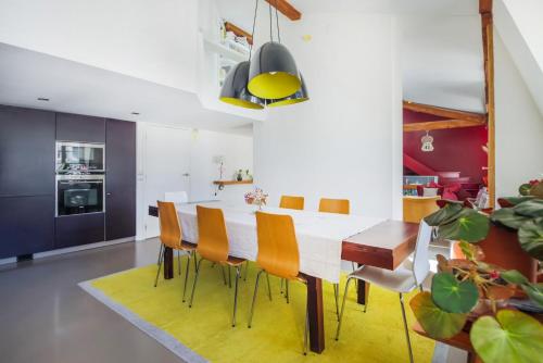 Kitchen, Batignolles Home in Montmartre