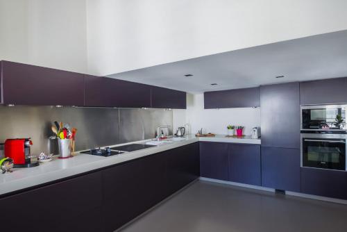 Kitchen, Batignolles Home in Montmartre