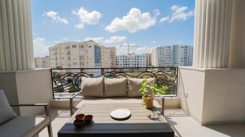 מתקני המלון, New 2BR · Sunny Balcony · Jardins Carthage in Jardins De Carthage