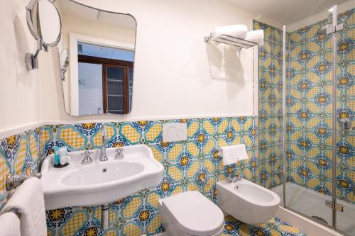 Palazzo Gargiulo Luxury-Adult only - image 4