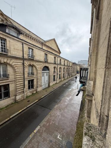 Charming studio in the heart of Bordeaux in ボルドー