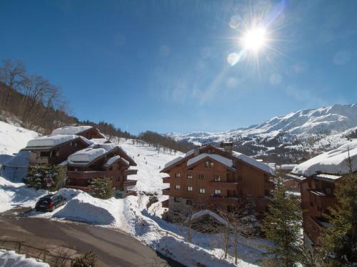 Duplex lumineux 3 chambres avec cheminée à Méribel - FR-1-566-31 (Duplex lumineux 3 chambres avec cheminee a Meribel - FR-1-566-31) in Meribel
