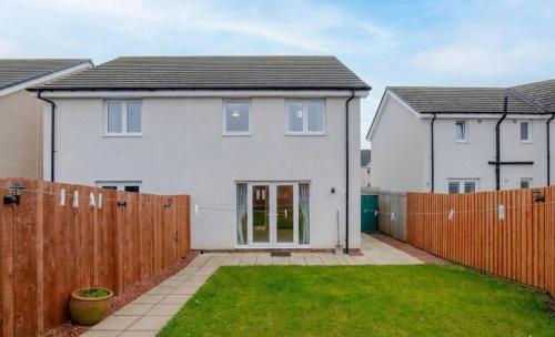 3BR Parking Nr Dalhousie Castle &Edinburgh Airport in Bonnyrigg
