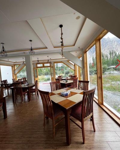 Restorāns, Montvale Resort in Pasu