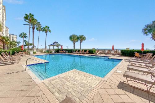 Doral 103-BeachClub 1st Floor-Luxury Resort-Beachfront-Updated-New Furniture – khách sạn tại Gulf Highlands