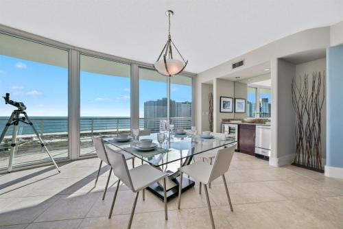 Bella Luna 810-Spectacular Views of Beach & Bay in Orange Beach (AL)