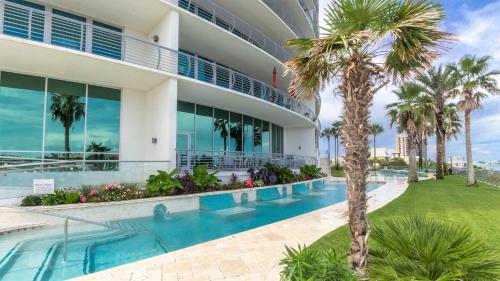 Bella Luna 810-Spectacular Views of Beach & Bay in Orange Beach (AL)