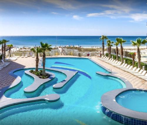 Crystal Tower 1408 Beachside Pool-Lazy River-Super Views-Free Beach Service – khách sạn tại Little Lagoon