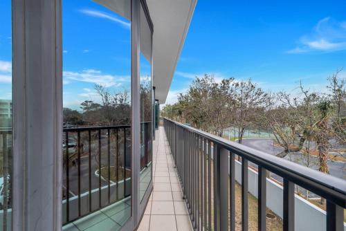Lighthouse on the Bay Unit 2213-Pet Friendly Condo-Boaters heaven-Large Condo in Caswell
