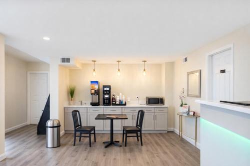 Faciliteter, Quarters Inn & Suites in Anticoch (TN)