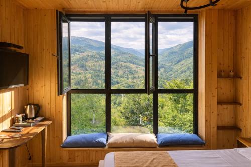 Chateau Chao · Khulo