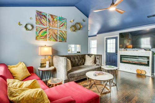 Vintage-Chic Getaway: 6 Mi to Uptown Charlotte – khách sạn tại Hamilton Circle