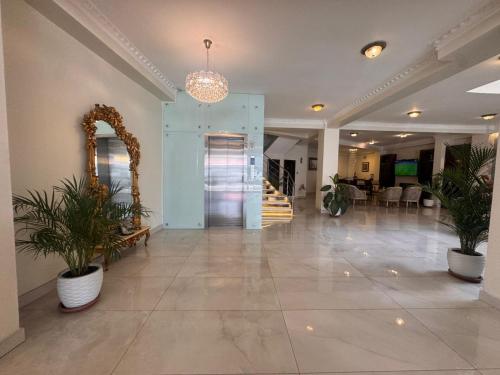 Colony Inn Hotel in Ambato