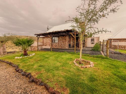 Carlo's Mountain Lodge in Usakos