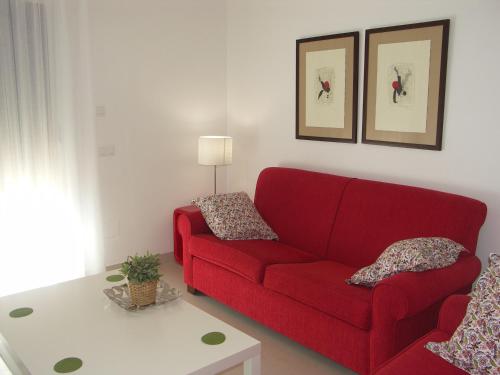 Apartamentos Plaza España - image 2