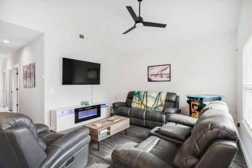Modern 3BR2BA6Beds Games Near Downtown – khách sạn tại Khac