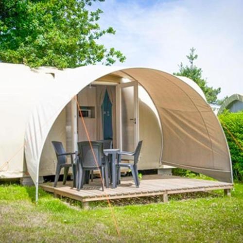 Skats, Friendly Camping and Lodges in Saint-Pardoux-la-Rivière