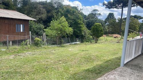 Dārzs, Chácara com piscina (Chacara com piscina) in Lapa (Parana)