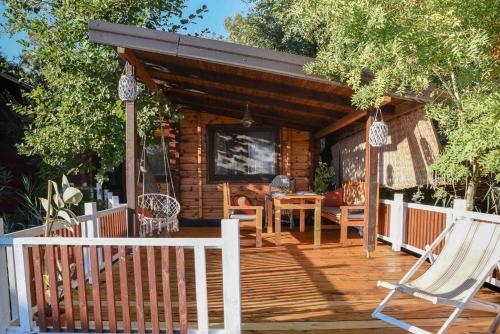 Groovy Cabin