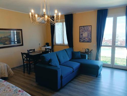 Domus Langhe B&B in Treiso
