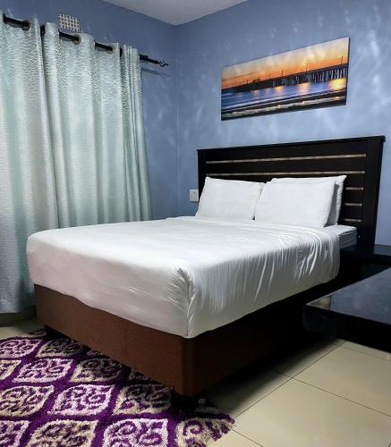 Bluenova guesthouse in 鄧廸