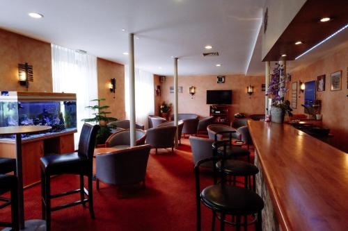 Hotel Pedussaut - 바/라운지