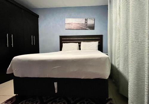 Bluenova guesthouse in 鄧廸