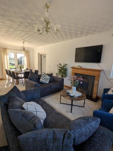 Thetford Retreat with pool, Jacuzzi, parking, Wi-Fi in 米登霍爾