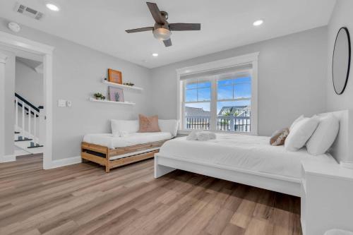 Half Block 2 Beach, 5BR with Pool, Linens & Towels in 湯姆斯河