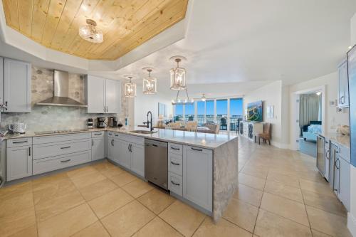 Caribe D503 in Perdido Beach