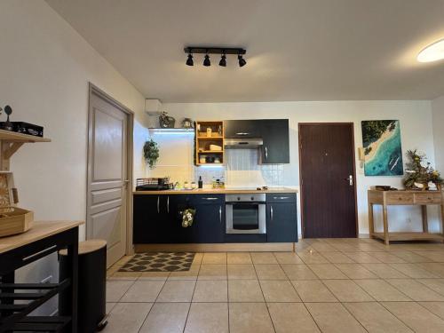 Hinahei - Grand F1 with parking 5 min from Papeete in ตาฮิติ