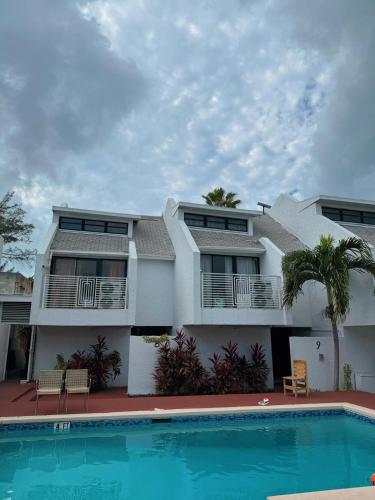 The Island Garden Hotel in Nassau