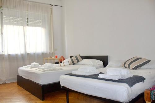 Iconic 3-BR Home Steps from Duomo