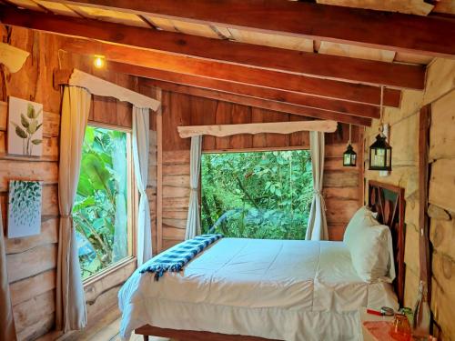 DondeLalo Hospedaje y Camping in Vara Blanca