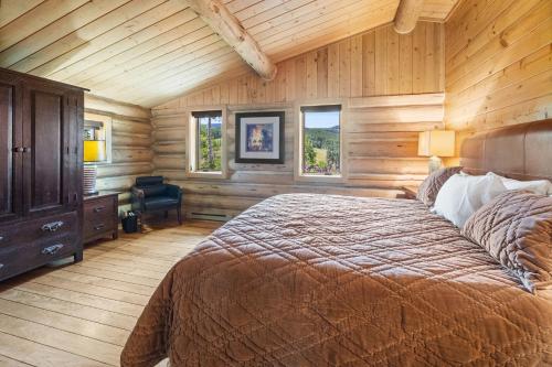 Trappers Cabin in Beaver Creek, USA