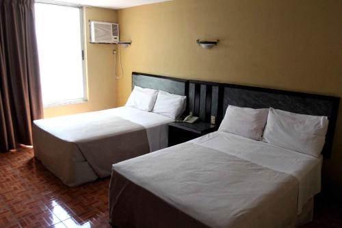 Standard Double Room image 7