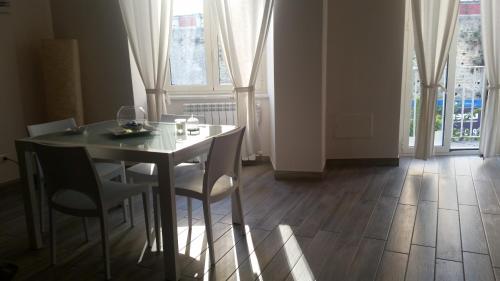  Le Bon Bon in Neapel