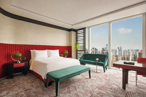 room detail thumbnail 1