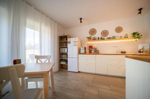 Létesítmények, Nature Escape in Lahemaa Bright 1-Bedroom Apartment with Terrace in Kolga