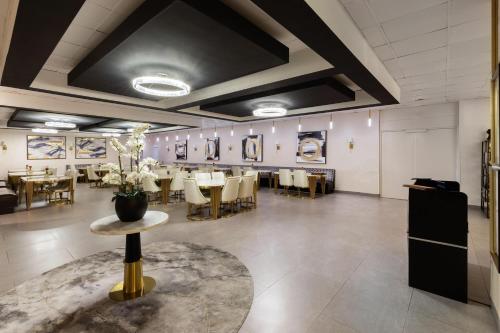 Wyndham DFW Airport in Irving, USA