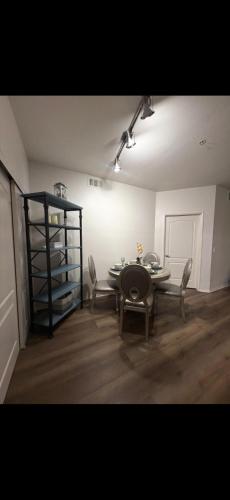 Modern 2 bedroom,2 bathroom Apartment in Marina del Rey