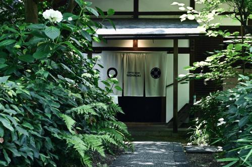 Whatever GOSHOHIGASHI in Kajiicho