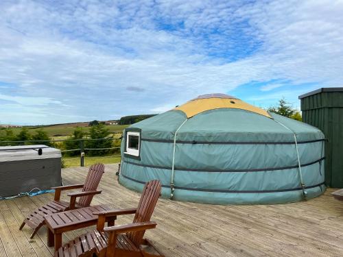 . Orange Yurt - Uk48018