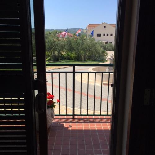 Americana Luxury Apartments