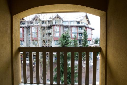 Town Plaza - One-Bedroom Apartment - 4314 Main Street - Unit 307 image 3
