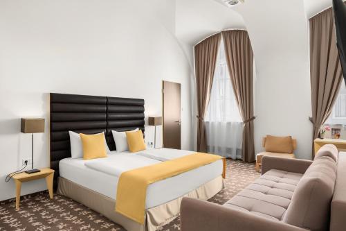 room detail thumbnail 0