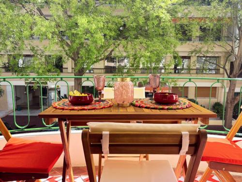 Barbara Apartment by the beach 2Bed 2Baths
