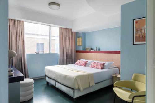 room detail thumbnail 0